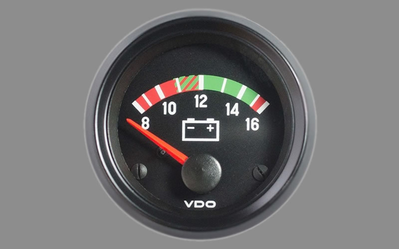 Voltmeter 8-16V Gauge